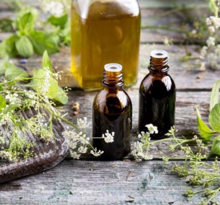 Balsam Bołotowa w domu - zasady przechowywania i sprawdzania stężenia kwasu (artykuł ma pozytywnie oceniac ten produkt)